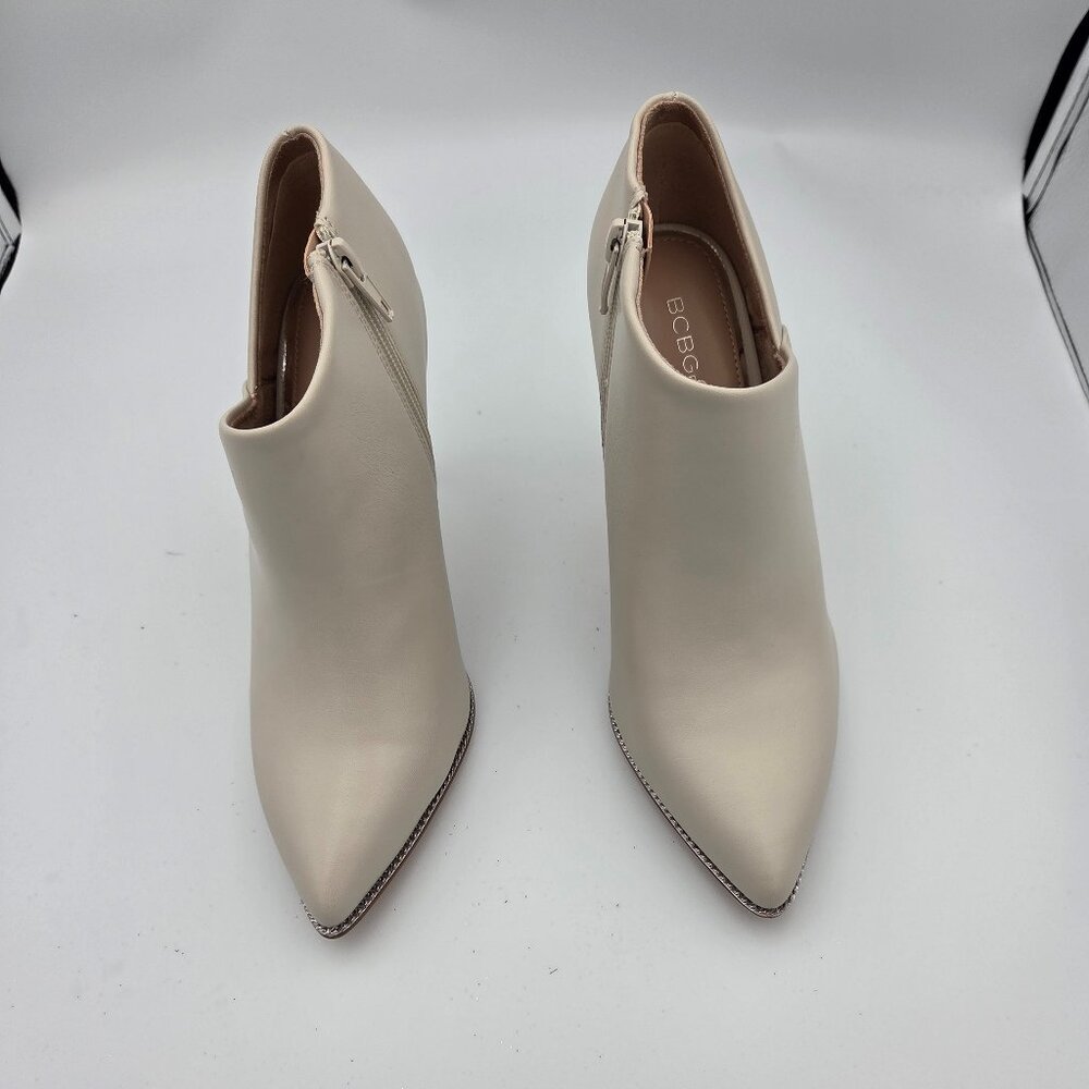 BCB Generation 7.5M Stone Colored Dress Boot w/Zipper Side & 4" Heel.
